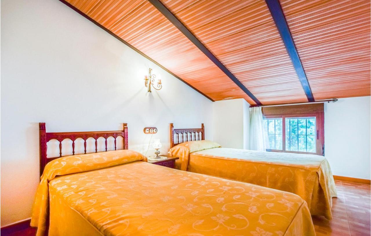 3 Bedroom Awesome Home In Rute Zewnętrze zdjęcie